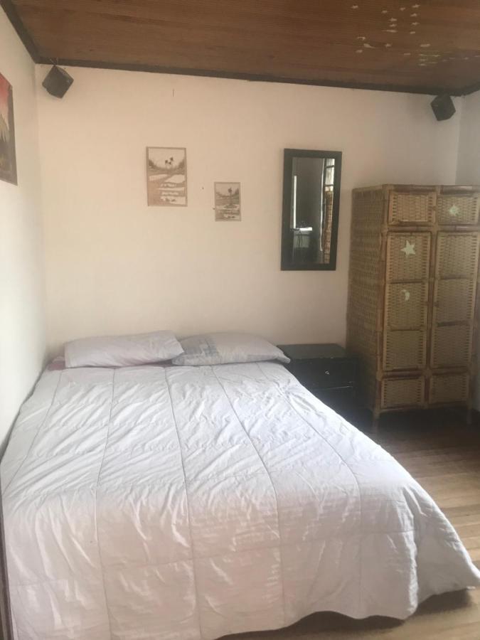 Casa De Ari Pensión Bogotá